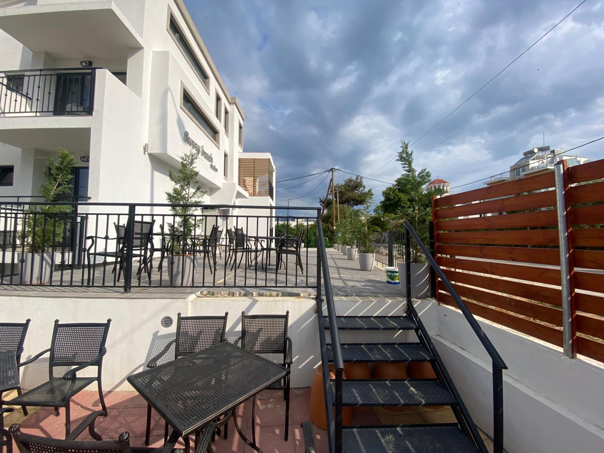 Opalium Beach Front Suites Potos Extérieur photo