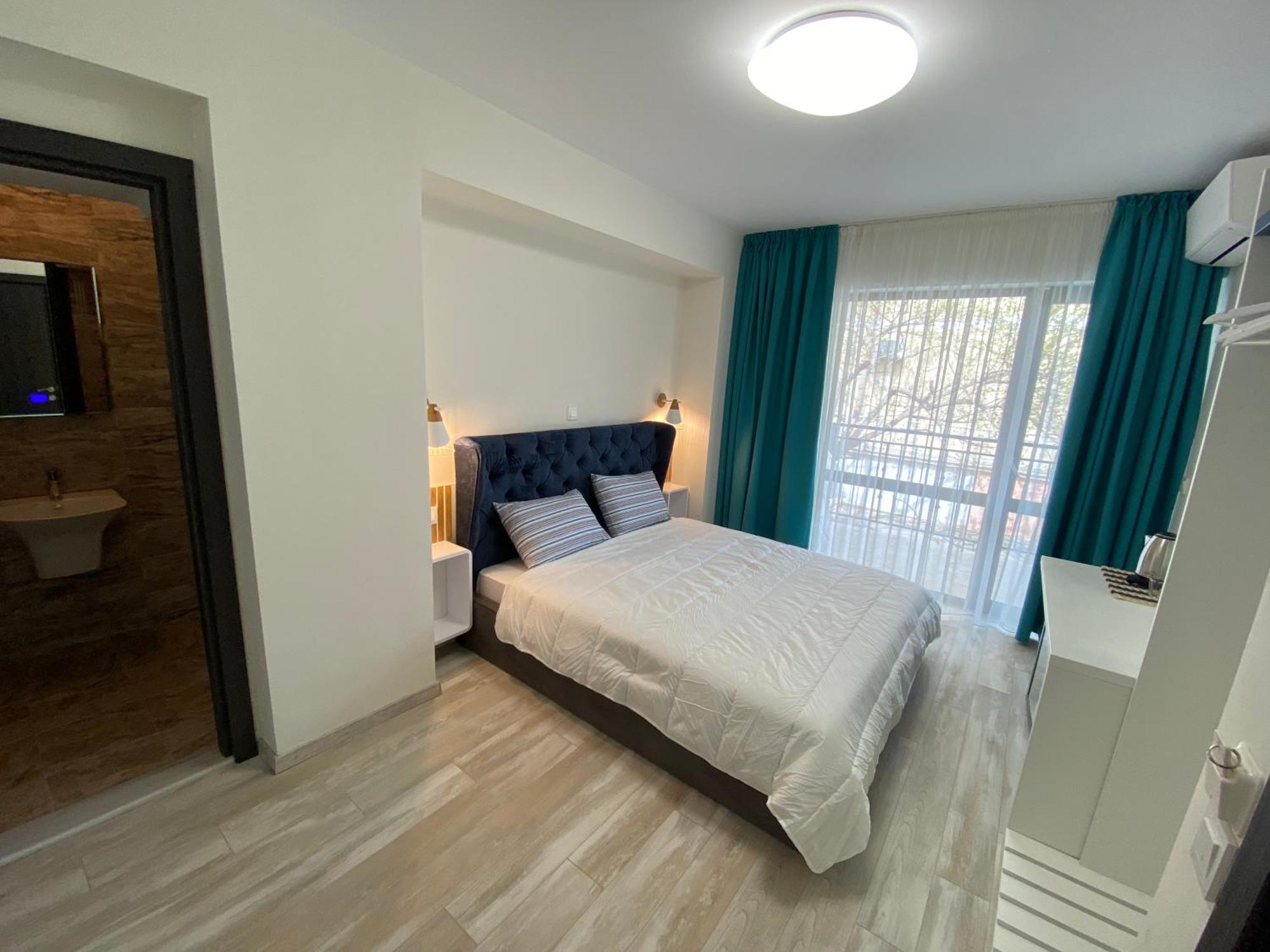 Opalium Beach Front Suites Potos Extérieur photo