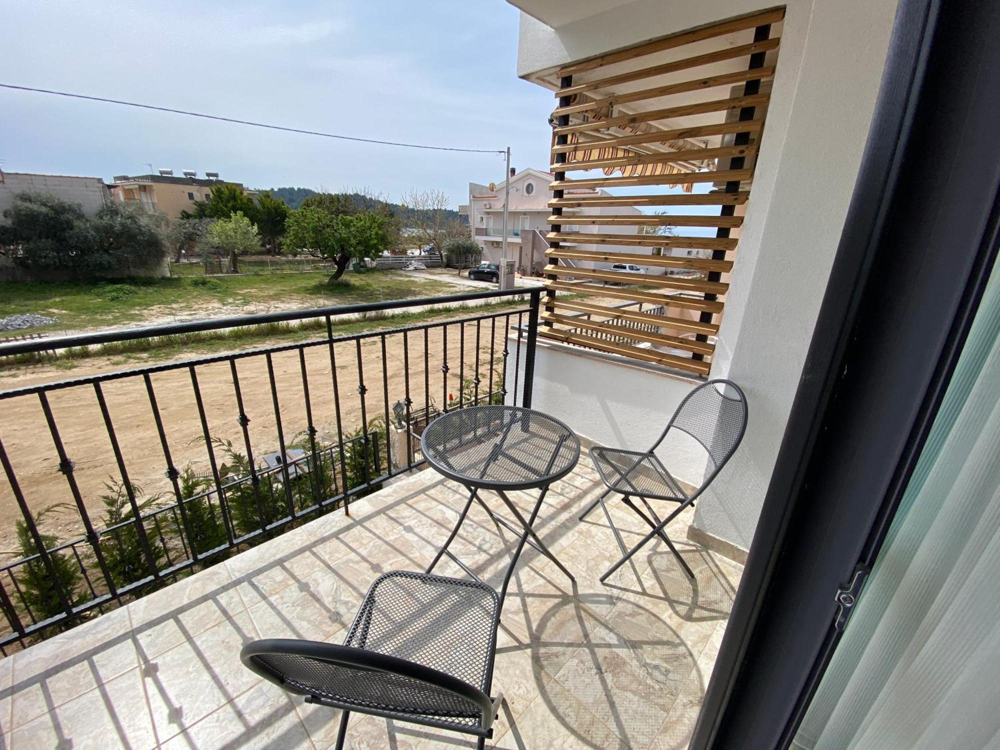 Opalium Beach Front Suites Potos Extérieur photo