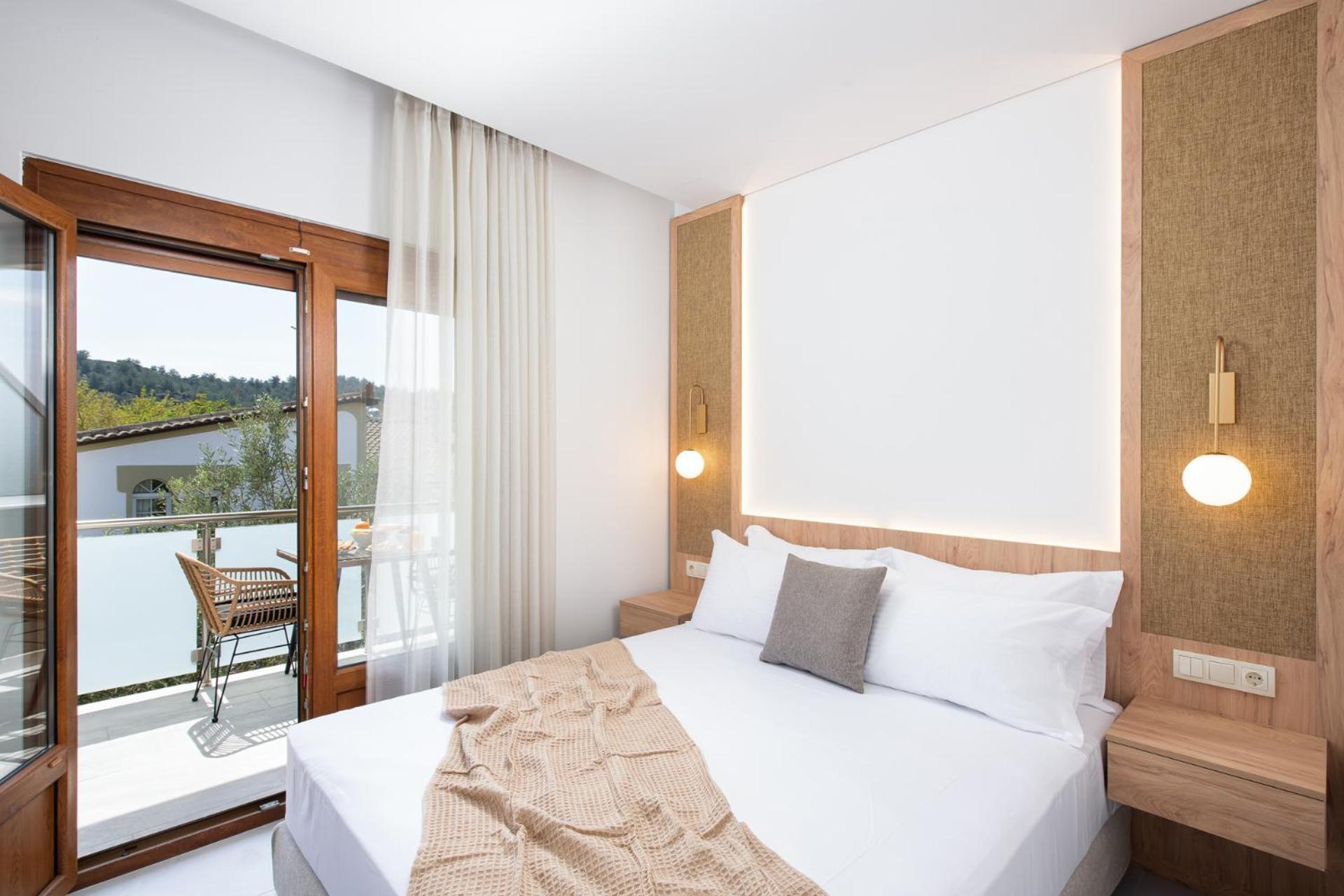 Opalium Beach Front Suites Potos Extérieur photo